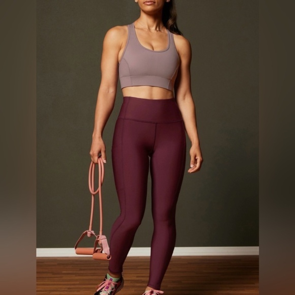 Fabletics Women's Leggings Burgundy with Side Pockets NWOT